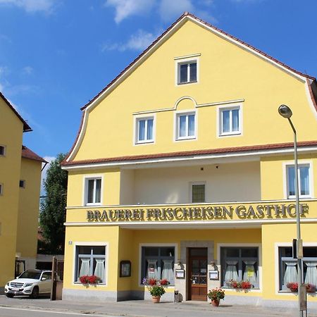 Brauerei Und Gasthof Frischeisen Kelheim Kültér fotó