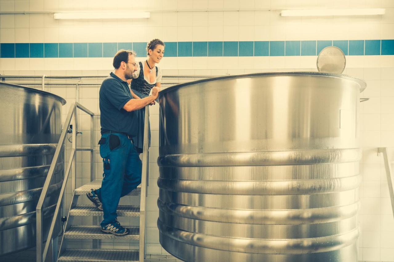 Brauerei Und Gasthof Frischeisen Kelheim Kültér fotó
